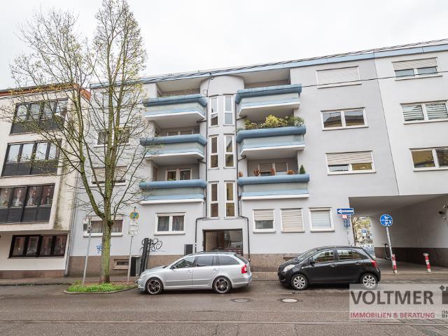 STADTNAH Eigentumswohnung mit Tiefgaragenstellplatz in Saarbrücken Malstatt!
