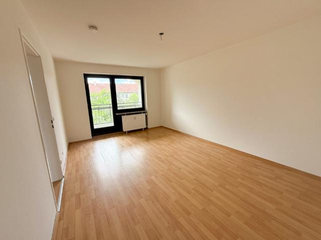 Stadtnah & im Grünen: 3 Zimmer in Unterschleißheim