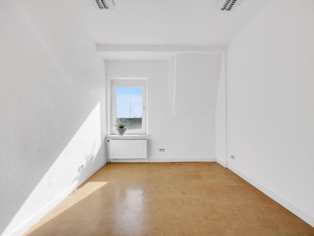 Stadtbildprägendes saniertes Wohn und Geschäftshaus im Herzen von Halver