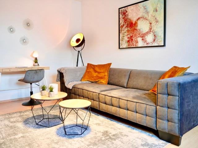 StadtfeldNest: Boxspringbett, Netflix, Ipad! Close to the center!, Magdeburg Amsterdam Apartments for Rent