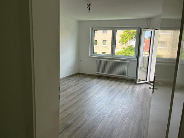 Stadtflair pur – sanierte 3 Zimmer Wohnung zu sofort bezugsfertig