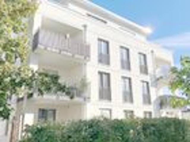 STADTHAUS an der Elbe! moderne 3 Zi. Whg. mit Dachterrasse, Lift & TG