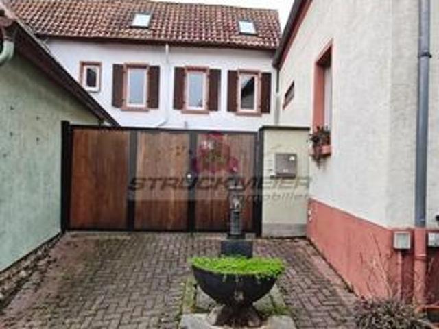 Stadthaus in Oppenheim zu verkaufen