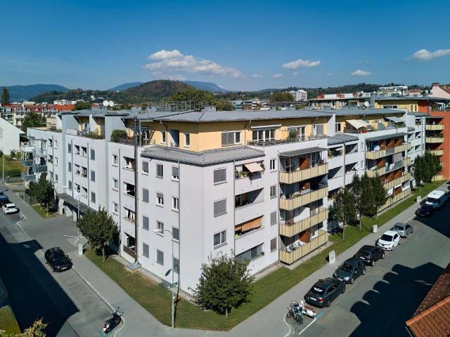 Stadtleben trifft Wohnkomfort – Balkon, Garage & perfekte Raumaufteilung Miete 3 Zimmer