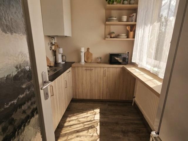 stadtliebhaber aufgepasst! charmante 2 zimmer wohnung in zentrumsnaher toplage zu vermieten! ideale infrastruktur und verkehrsanbindung vorhanden!