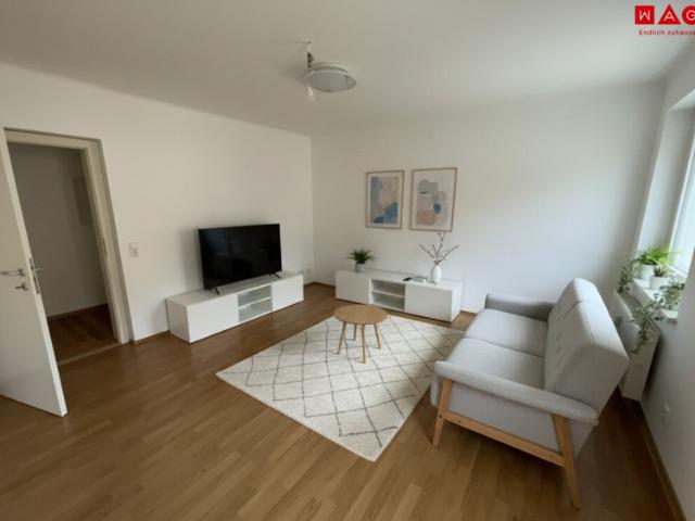 Stadtliebhaber aufgepasst: Urbanes Wohnen mit Top Infrastruktur in naturnahem Umfeld! Saniert, preiswert und sofort verfügbar!