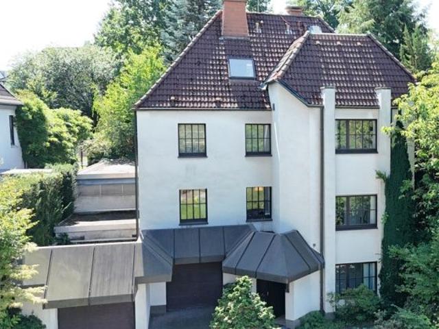 Stadtpark: Stattliches Ein bis Zweifamilienhaus