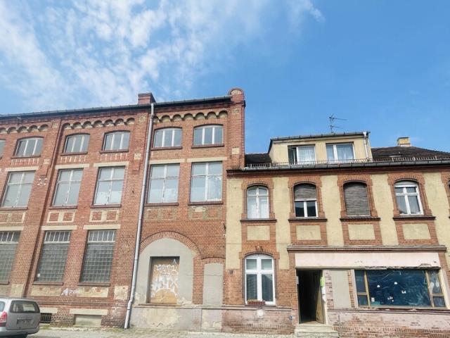 Stadtteil Luckenwalde MFH 4 WE + 1 GE & Rohbau Ausbau zu MFH mit ca.1.000 1.200 qm Wohnfläche !