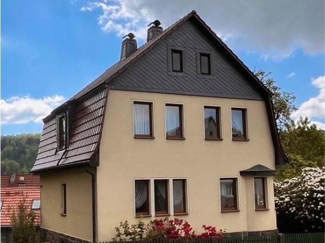Stadtvilla auf parkähnlichem Grundstück
