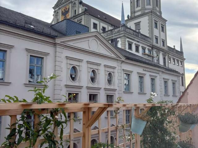 Stadtwohnung mit 5 Zimmern: Großzügiges Raumangebot im Herzen von Augsburg