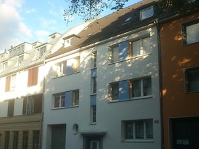 Stadtwohung mit alleingenutztem Garten