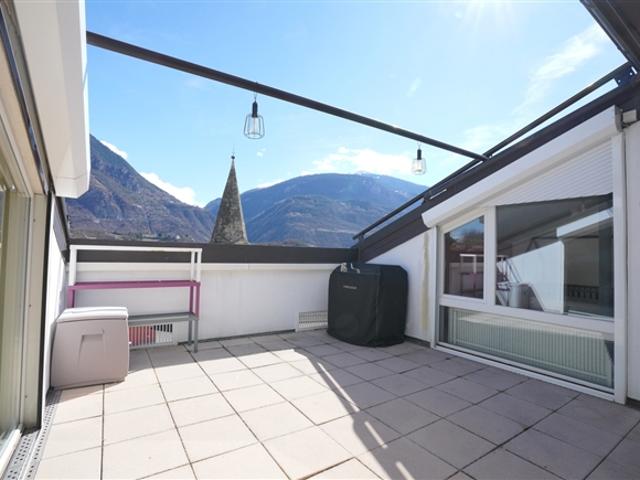 STADTZENTRUM VON SIERRA DUPLEX APARTMENT MIT AUSSICHT