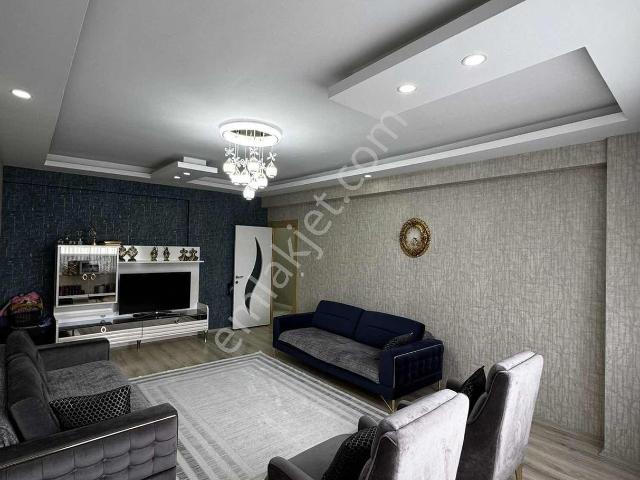 Stadyum Yolu Üzeri Acil Satılık Daire 3+1