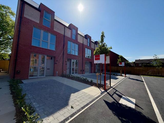 Stafford Close, Manchester M14, 3 bed property to rent, £1,650 pcm | PrimeLocation