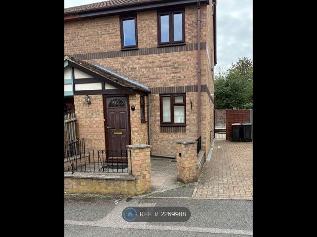 Stafford Grove, Milton Keynes MK5, 2 bed semi detached house to rent, £1,395 pcm | PrimeLocation