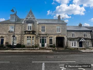 Stafford House, Westgate, Cowbridge. 5 bed detached house to rent £2,795 pcm £645 pw