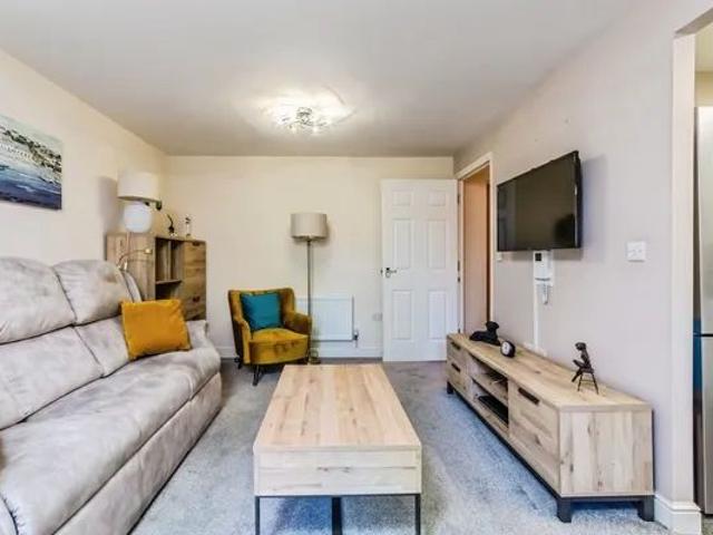Stafford Road, CR3, Property for rent
