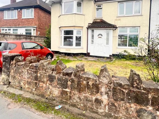Stafford Road, Wolverhampton WV10 3 bed semi detached house to rent £1,000 pcm £231 pw
