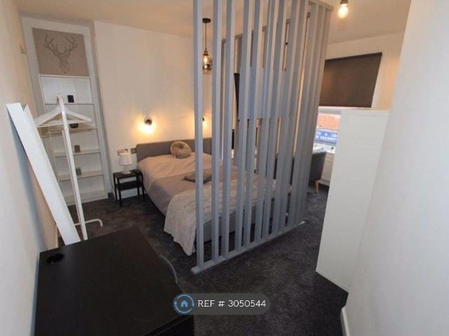 Stafford, Stafford ST16, Studio to rent, £545 pcm | PrimeLocation