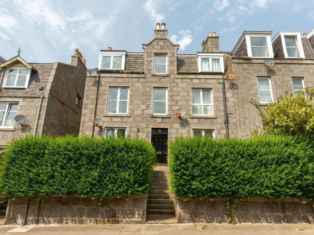 Stafford Street, Aberdeen AB25 2 bed flat to rent £775 pcm £179 pw