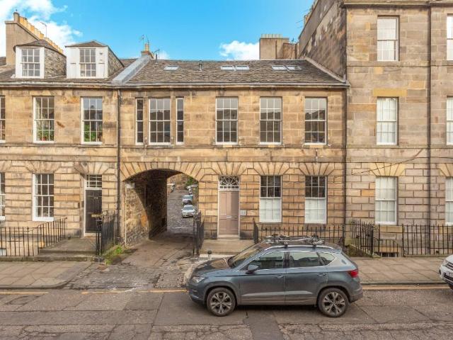 Stafford Street Lane, City of Edinburgh, EH3 7BJ, United Kingdom | 2 bed apartment for rent #135670409 | Rentberry