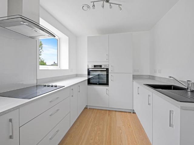 Stafford Street, Market Drayton TF9 2 bed retirement property to rent £2,475 pcm £571 pw