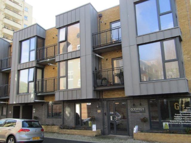 Stag House, Brighton BN2, 3 bed flat to rent, £2,200 pcm | PrimeLocation