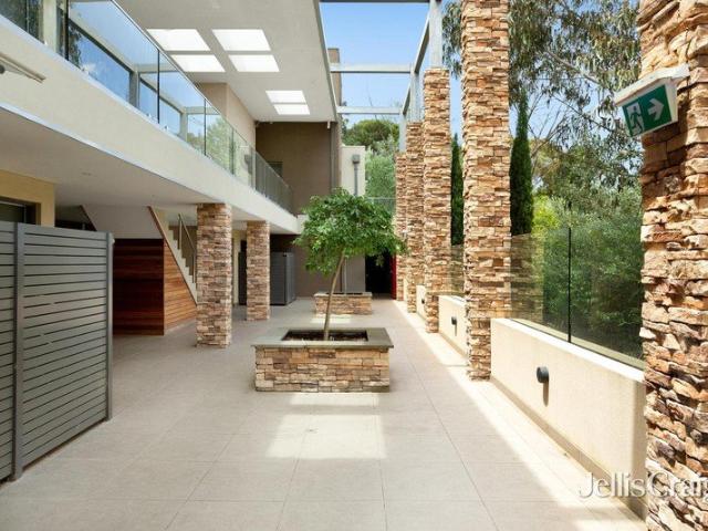 Stage 2 Modern Townhouse Style Living in the Heart of Heidelberg