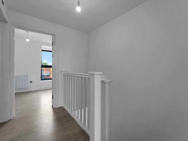 Staines Road, Hounslow TW14, 2 bed flat to rent, £2,000 pcm | PrimeLocation