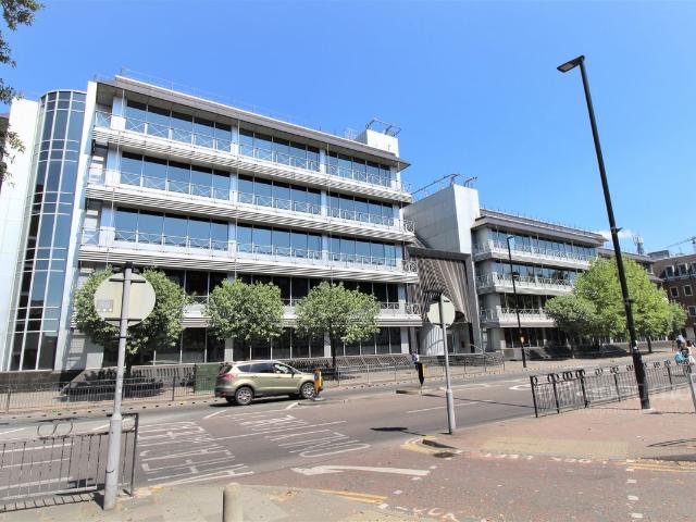 Staines Road, Hounslow TW3, Studio to rent, £1,150 pcm | PrimeLocation