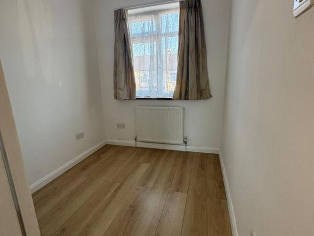 Staines Road, Ilford IG1, 4 bed terraced house to rent, £2,600 pcm | PrimeLocation