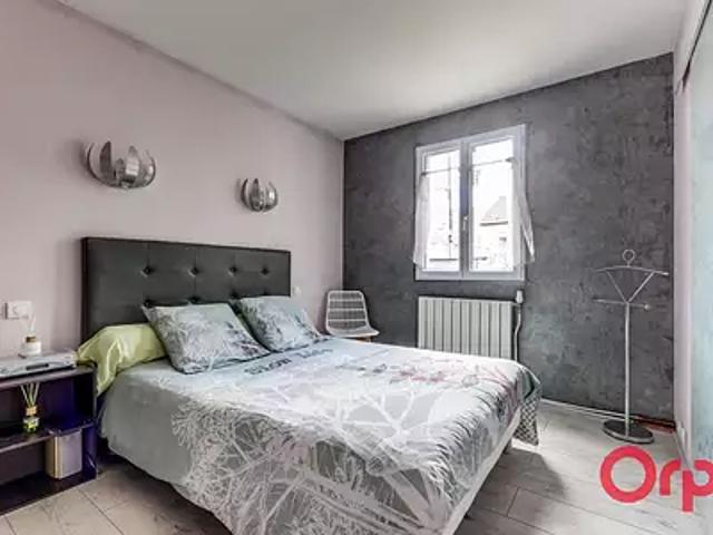 Stains 93240 Location appartement 1 pièce t1