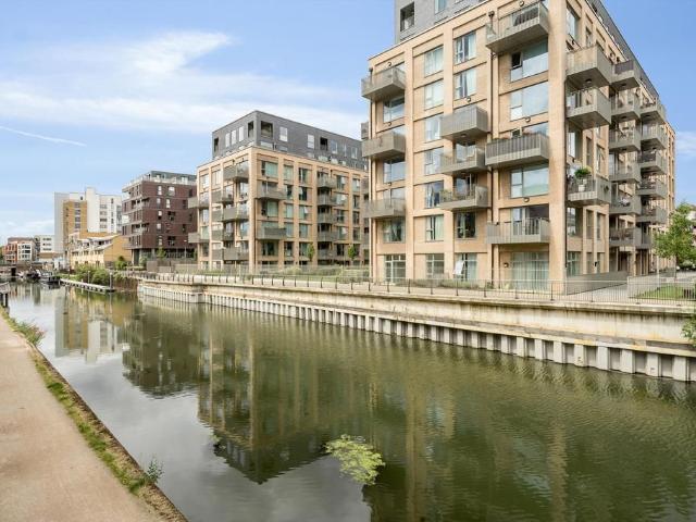 Stainsby Road, London E14, 1 bed flat to rent, £1,950 pcm | PrimeLocation