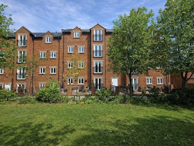 Stainthorpe Court, Battle Hill, Hexham, Northumberland NE46, 2 bed flat to rent, £1,025 pcm | PrimeLocation