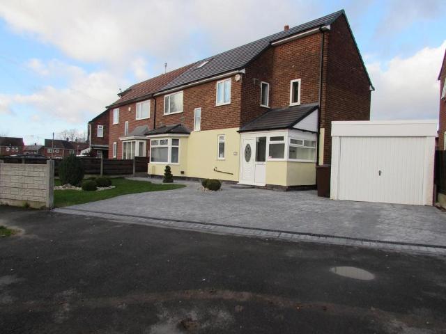 Staithes Road, Manchester, M22 1 bed semi detached house to rent £615 pcm £142 pw