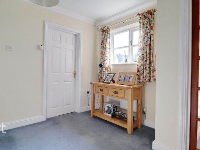 Staitheway Road, Norwich 4 bed detached house to rent £2,250 pcm £519 pw