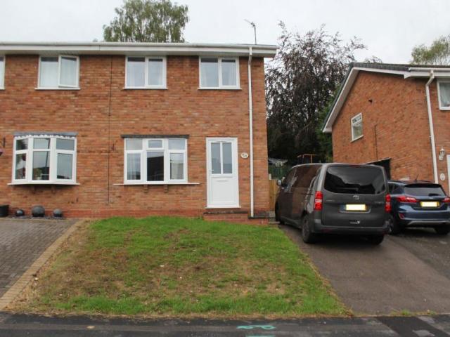 Staley Croft, Huntington, Cannock. 3 bed semi detached house to rent £1,100 pcm £254 pw
