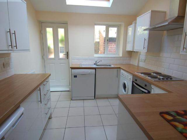 Stalker Lees Road, Sheffield S11, 5 bed terraced house to rent, £416 pcm | PrimeLocation