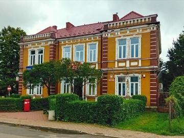 Przestronny lokal biurowo usługowy 420 m² w centrum Stalowej Woli