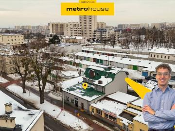 Przestronny lokal usługowy 100 m² z magazynem i fotowoltaiką