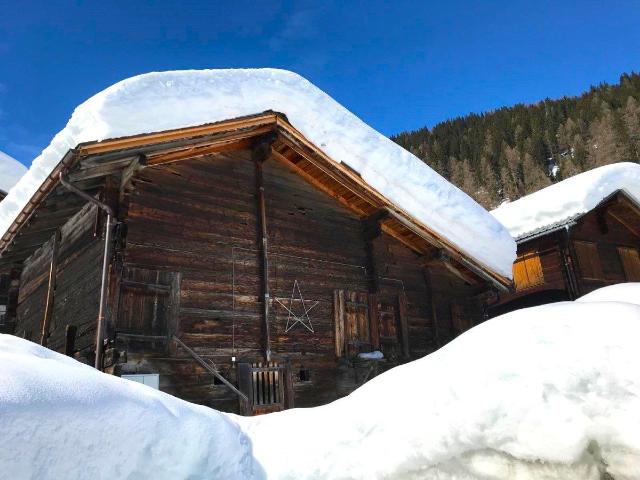 Stall zum Umbau in idyllischer Lage im Goms