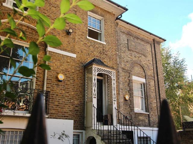 Stamford Grove West N16, 4 bed maisonette to rent, £3,200 pcm | PrimeLocation