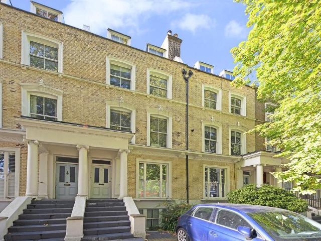 Stamford Hill, N16 3 bed flat to rent £3,500 pcm £808 pw