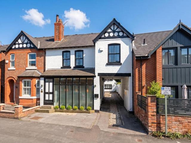 Stamford Park Road, Altrincham 2 bed duplex to rent £2,250 pcm £519 pw