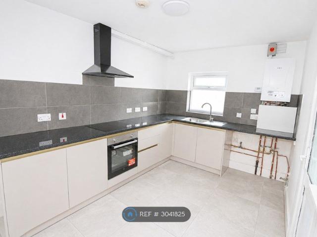 Stamford Road, London E6, 4 bed terraced house to rent, £2,665 pcm | PrimeLocation