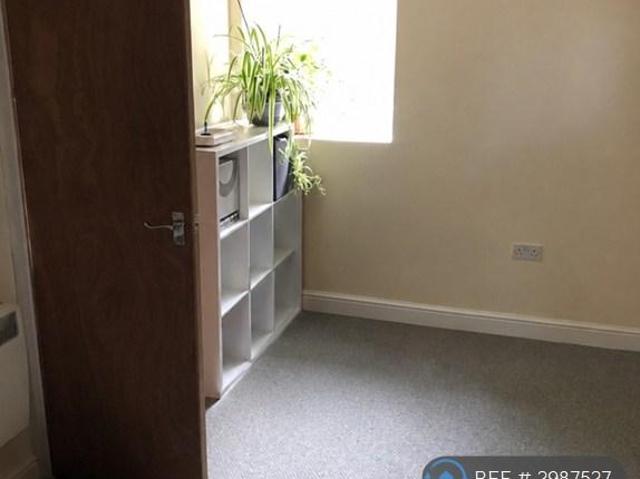 Stamford St, Ilkeston, DE7 1 bed flat to rent £525 pcm £121 pw