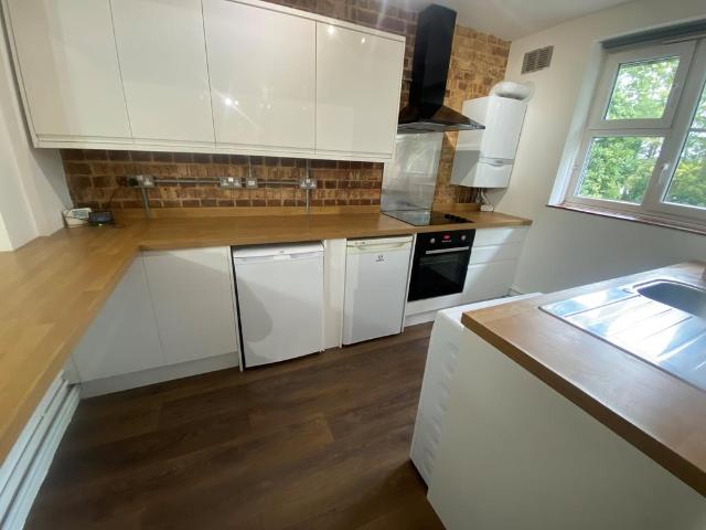 Stanborough Green, WELWYN GARDEN CITY 2 bed apartment to rent £1,350 pcm £312 pw