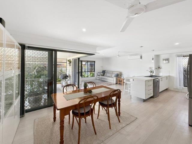 STAND ALONE HOME NOT A UNIT SEAMLESS INDOOR OUTDOOR LIVING WITH DUAL ACCESS & ROOM FOR THE CARAVAN!