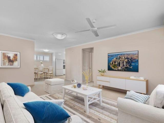 Stand Alone Lowset Villa, Elevated Position, Coveted Complex