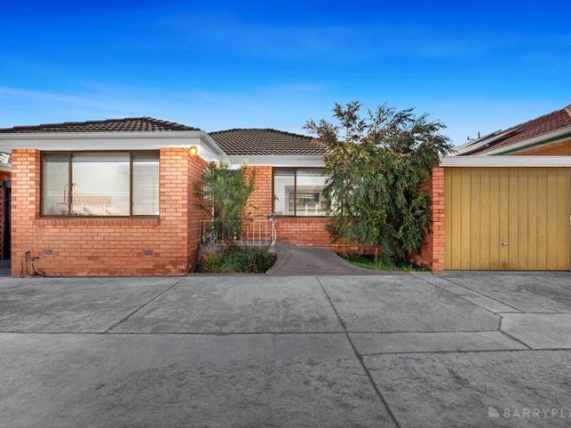 STAND ALONE, RENOVATED & A BACKYARD YOU'LL LOVE